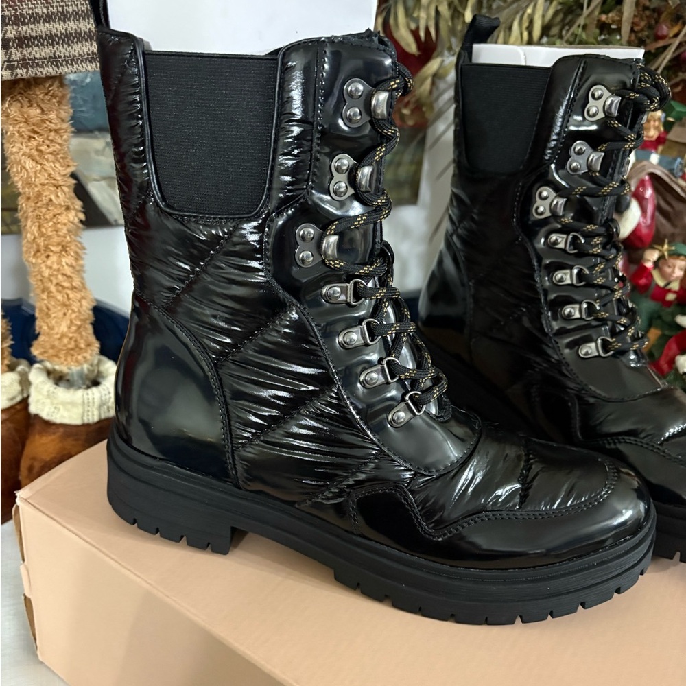Just fab Kelly Black Caviar Lace up Women's Boots Size 8.5 NIB
